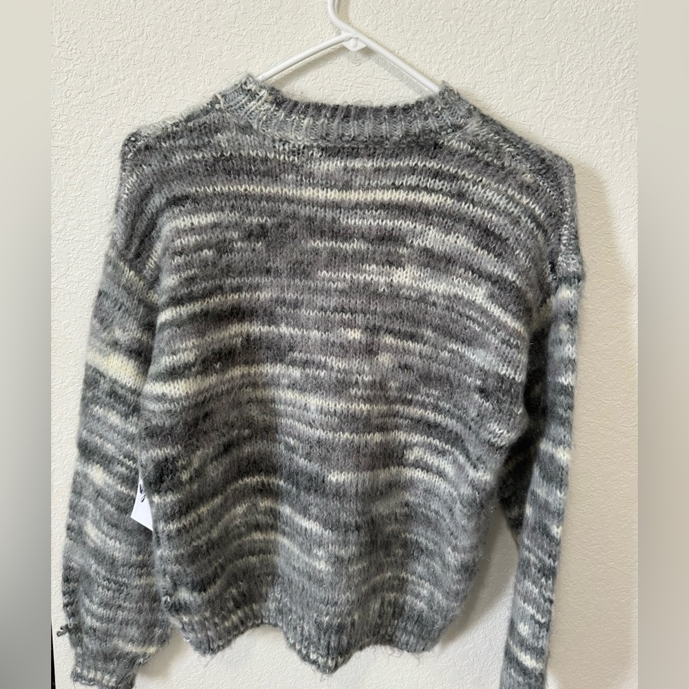 Fuzzy Grey Pattern Sweater - Picture 2 of 5